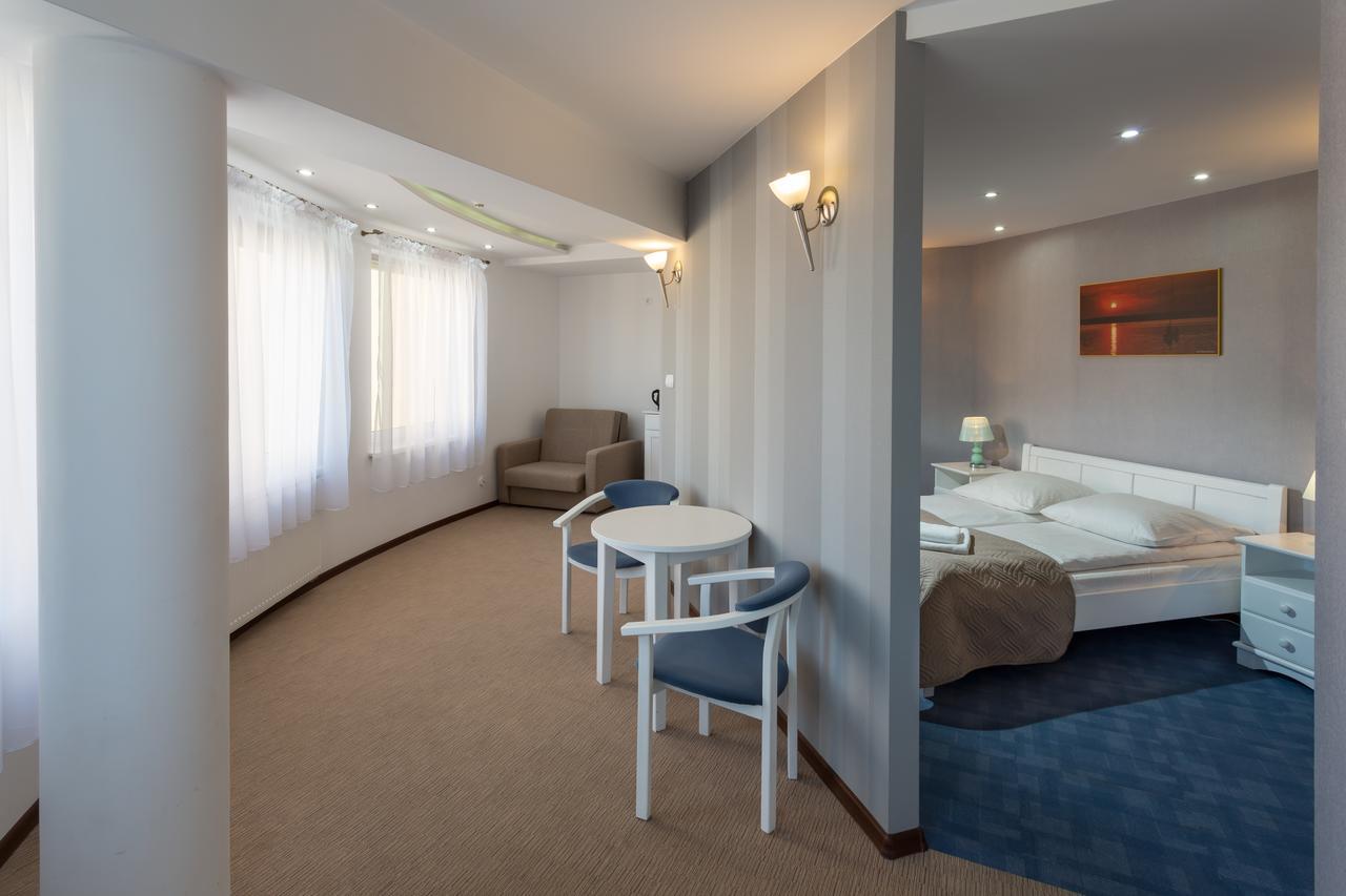 Kompleks Hotelowy Logos Augustów Extérieur photo